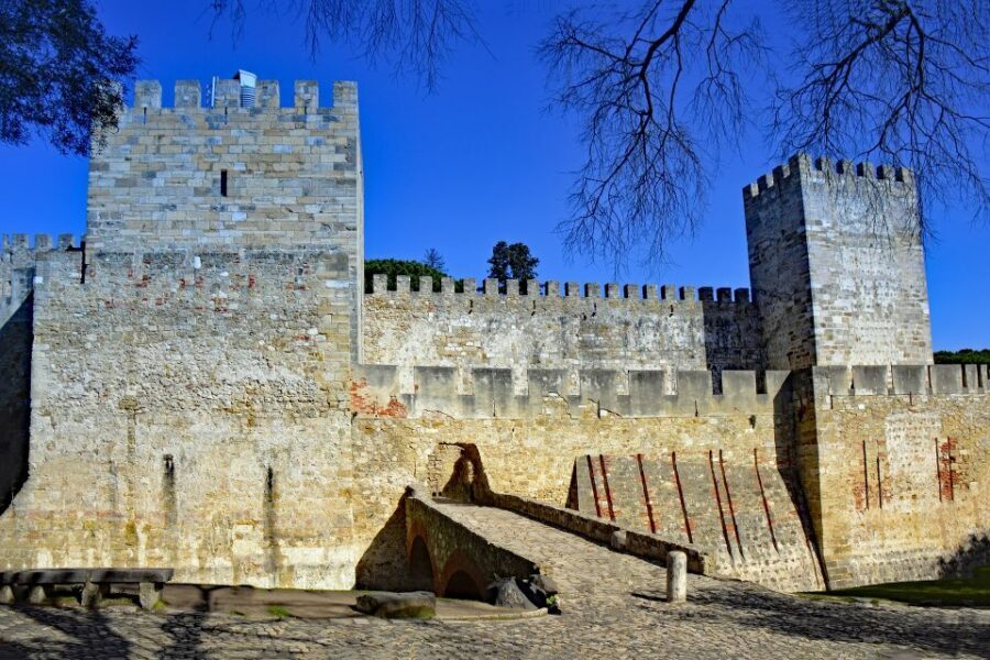 Alfama and the Castle of Saint George - Small Group Tour - Skip the Ticket Line, Then Step Into the Castle of São Jorge