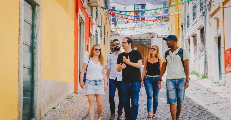 Best of Lisbon Walking Tour: Rossio, Chiado & Alfama - Key things you’ll notice on this Best of Lisbon walk