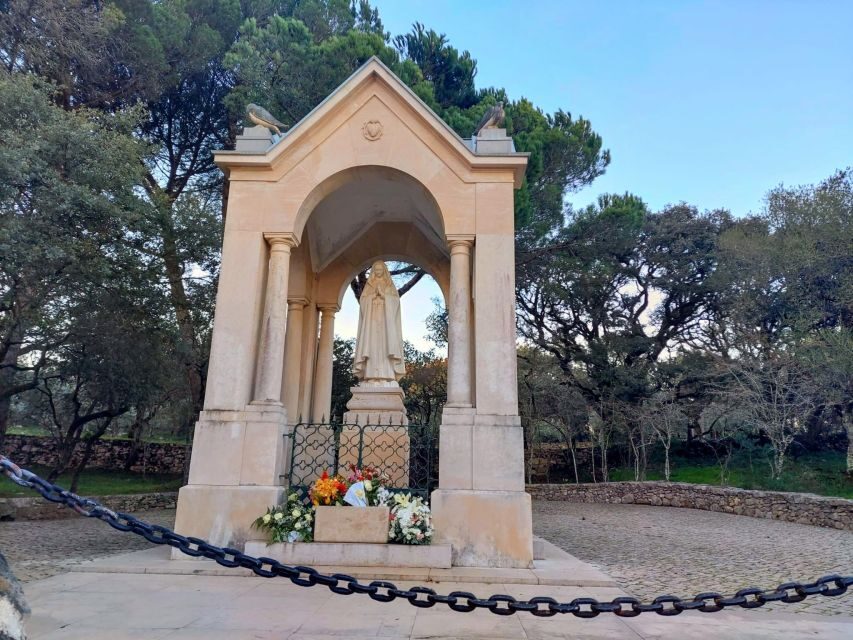Fátima Private Tour: Shrine| Sacred Path |Shepherds House - Who should book this private Fátima Sacred Path tour