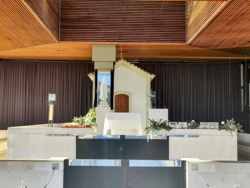 Fátima Private Tour: Shrine| Sacred Path |Shepherds House - Walking the Sacred Path, one meaningful stop at a time