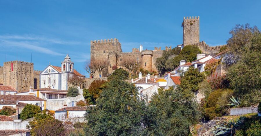 From Lisbon: Alcobaça & Óbidos Self-Guided Tour - Alcobaça and Óbidos: the best kind of quick Portugal