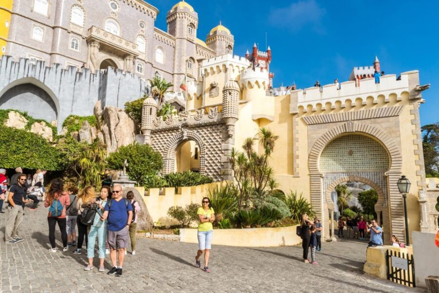 From Lisbon: Best of Sintra and Cascais Guided Day Tour - Getting from Lisbon into Sintra’s hills without the hassle