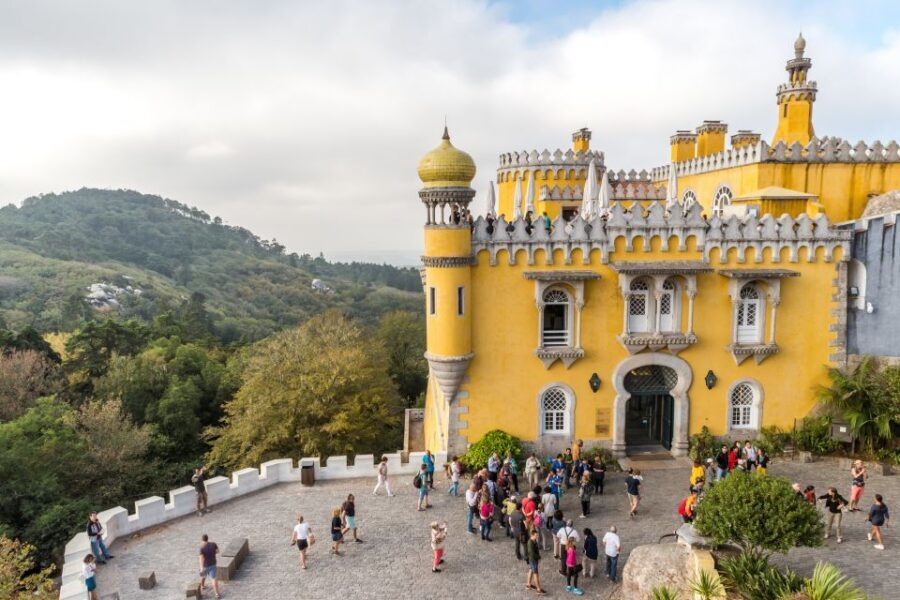 From Lisbon: Best of Sintra and Cascais Guided Day Tour - What the 8-hour schedule feels like in real life