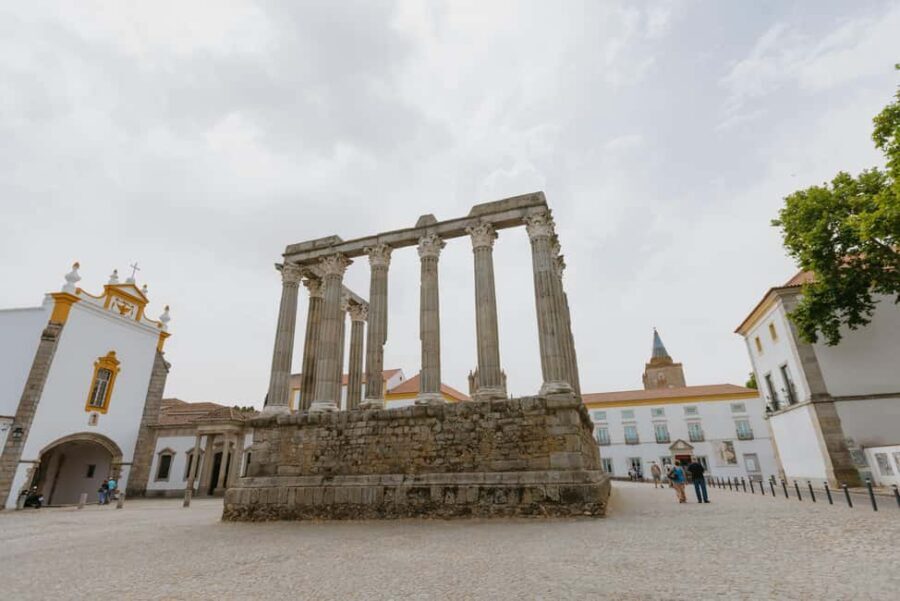 From Lisbon: Évora and Monsaraz Day Tour with Wine Tasting - Getting from Lisbon: the 8-hour reality (and how to plan for it)