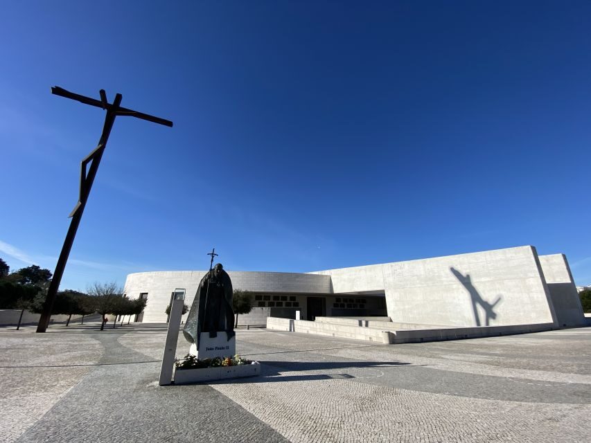 From Lisbon: Fátima, Batalha, Nazaré, and Obidos Tour by Van - Price and value: is $80 a fair deal?
