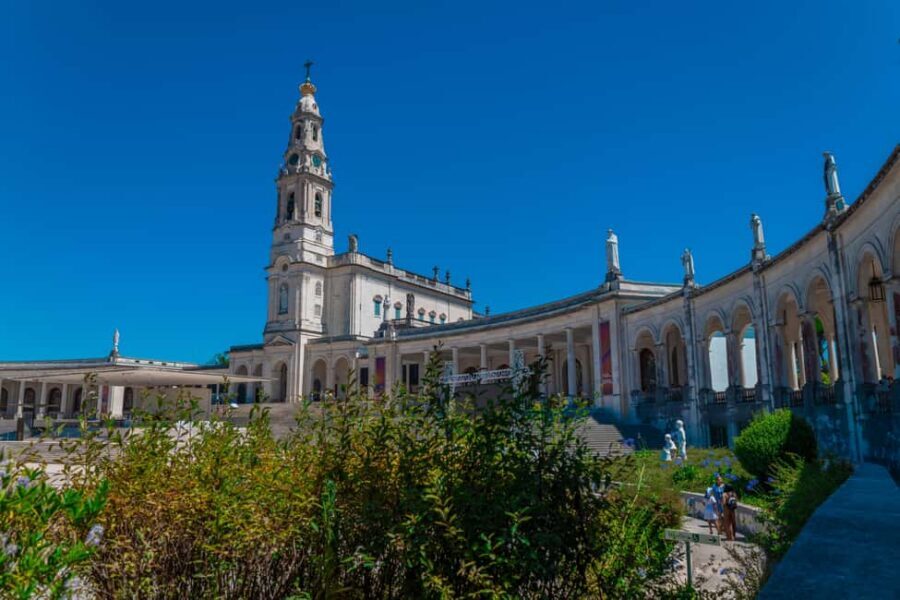 From Lisbon: Fátima, Nazaré & Sintra – 3 Cities Guided Tour - Heads-up logistics: walking, weather, and Plan B changes