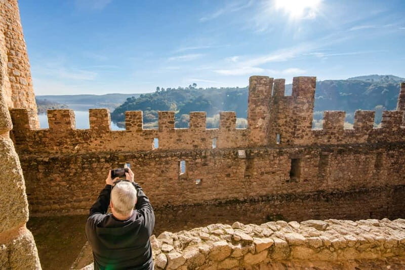 From Lisbon: Knights Templar Day Tour in Tomar - Lunch and free time in Tomar: how to use the hour