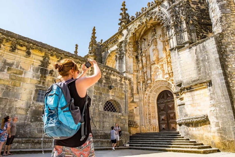 From Lisbon: Knights Templar Day Tour in Tomar - The guides: the difference between seeing and understanding