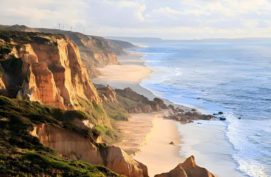 From Lisbon: Obidos, Nazaré and Fátima Small Group Tour - The Nazaré lighthouse and what you can look for