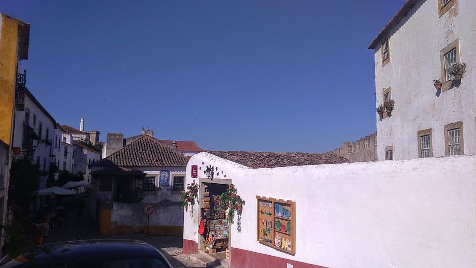 From Lisbon: Private Óbidos and Nazaré Tour - Why Óbidos + Nazaré Works So Well