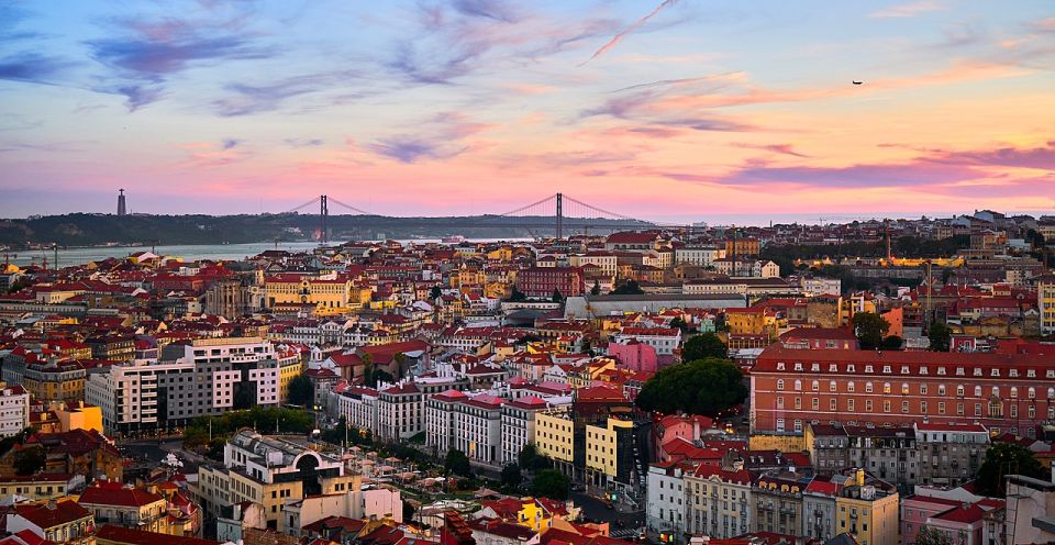 From Lisbon: Private Transfer to Porto with City Stops - How the Timing and Route Work (4 to 10 Hours)