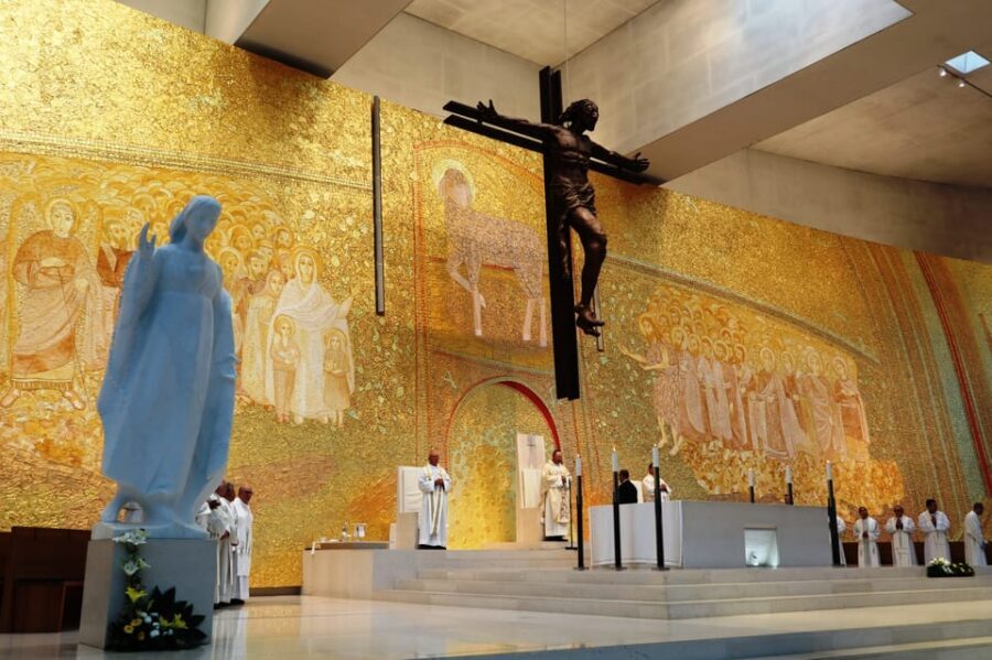 From Lisbon: Sanctuary of Fátima & the Little Shepherds Town - Price and value: what $40 buys you (and what it doesn’t)