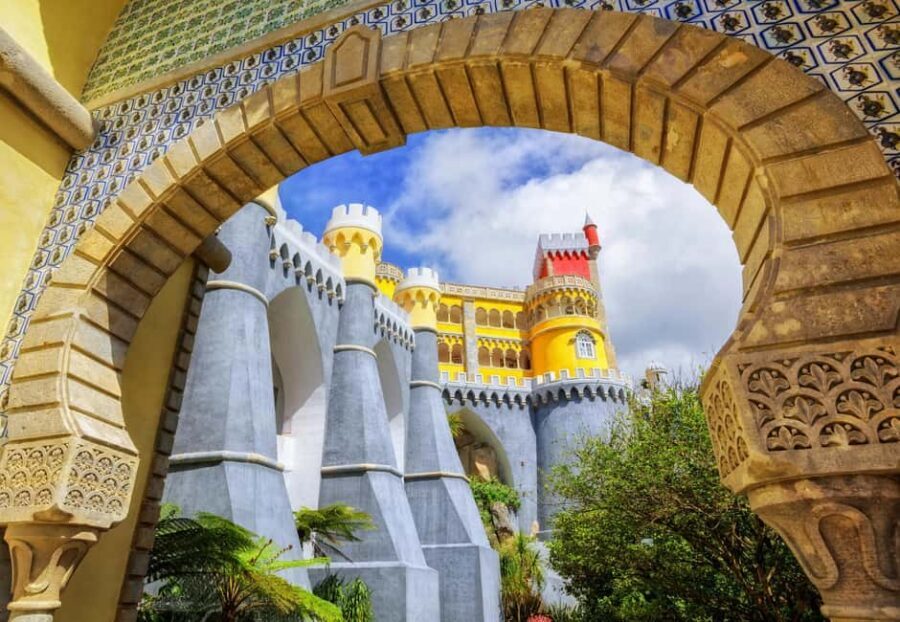 From Lisbon: Sintra and Cabo da Roca Tour with Hidden Gems - Cascais walk and the Atlantic Road drive