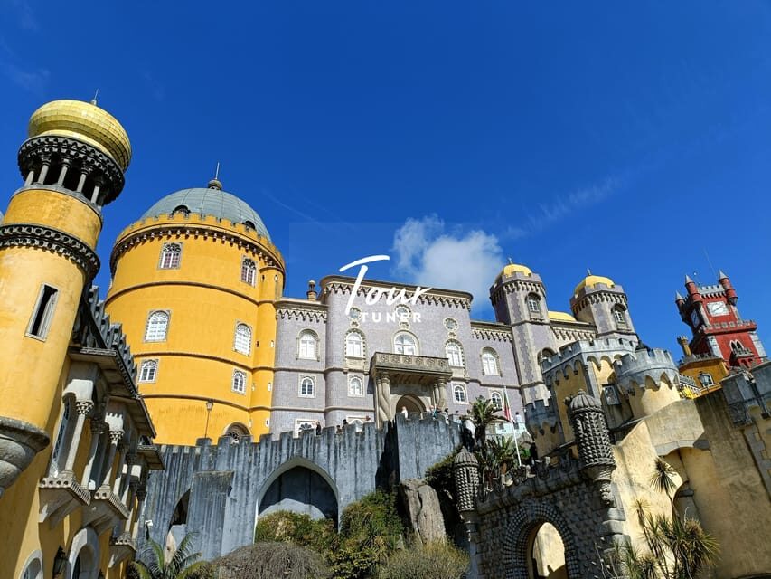 From Lisbon: Sintra, Cabo da Roca, & Cascais Private Tour - Castle of the Moors: medieval power on a hill with big payoff views