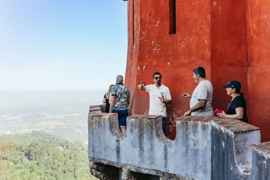 From Lisbon: Sintra & Cascais Small Group Tour with Tickets - Sintra Free Time: One Hour to Taste the Town