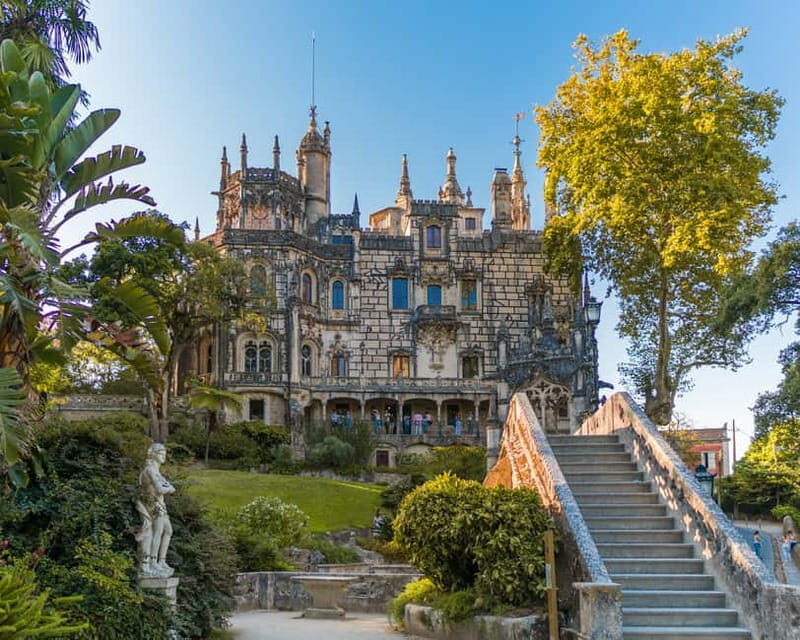 From Lisbon: Sintra, Pena Palace, Regaleira & Cabo Roca Tour - Language support: English and Portuguese