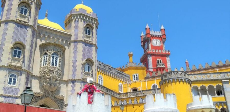 From Lisbon: Sintra, Regaleira and Pena Palace Guided Tour - The 1.5-Hour Window in Old Sintra: Pastries and a Real Break