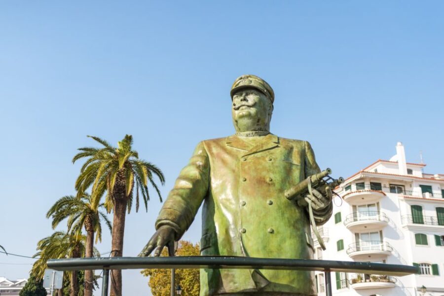 Half-Day Sintra Tour from Lisbon with Transfers - Pena Palace: the Romantic showpiece, and what to watch for on timing