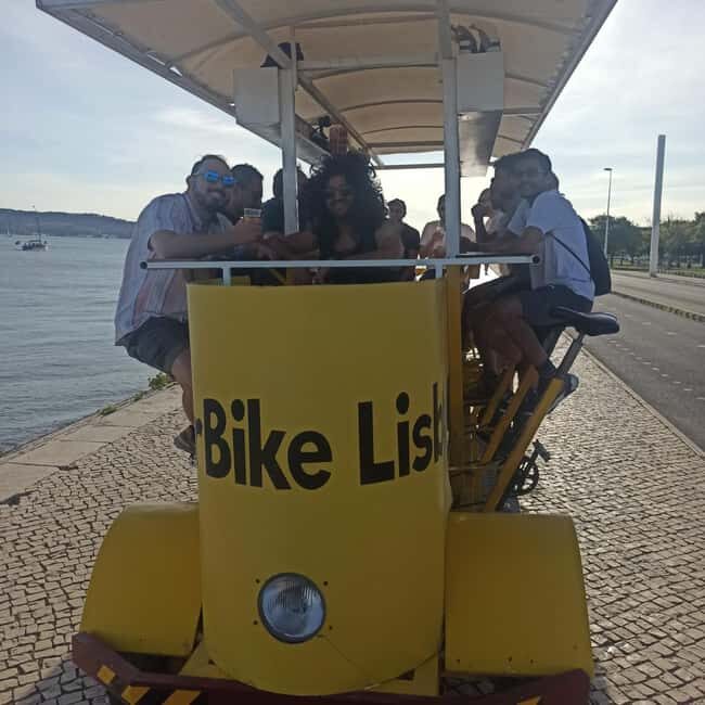 Lisbon: 1-Hour Beer or Sangria Bike Sightseeing Tour - 25 de Abril Bridge: the big viewpoint moment