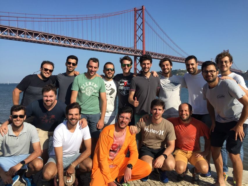 Lisbon: 1-Hour Beer or Sangria Bike Sightseeing Tour - The real value: why groups love this hour