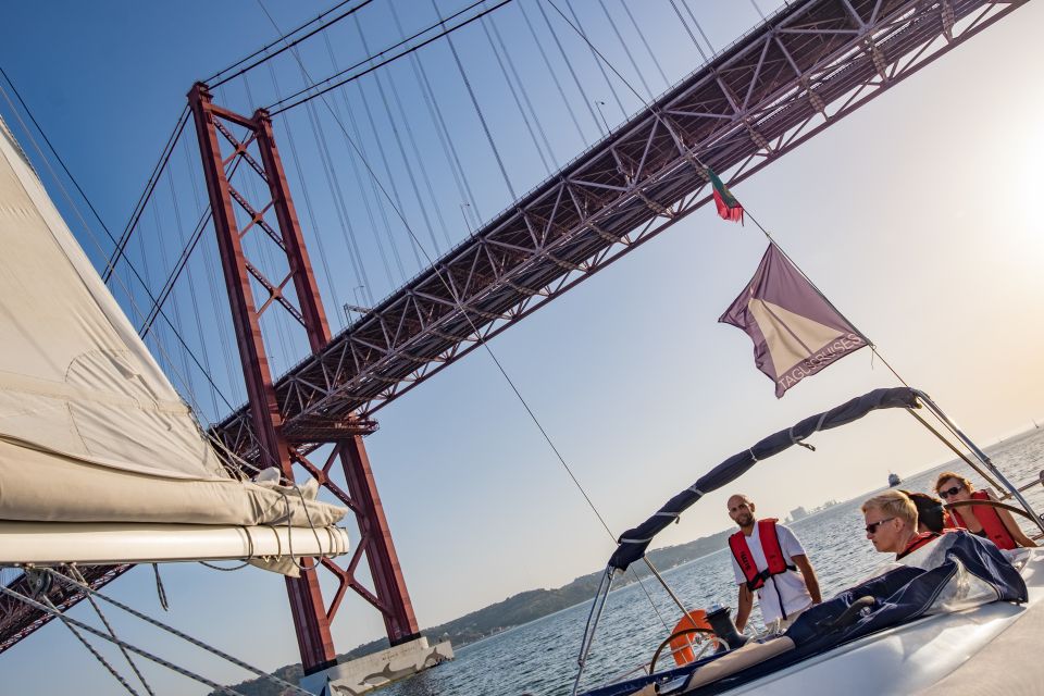 Lisbon: 1 or 2-Hour Cruise along the Tagus River - The skipper and the storytelling: helpful context without a formal guide