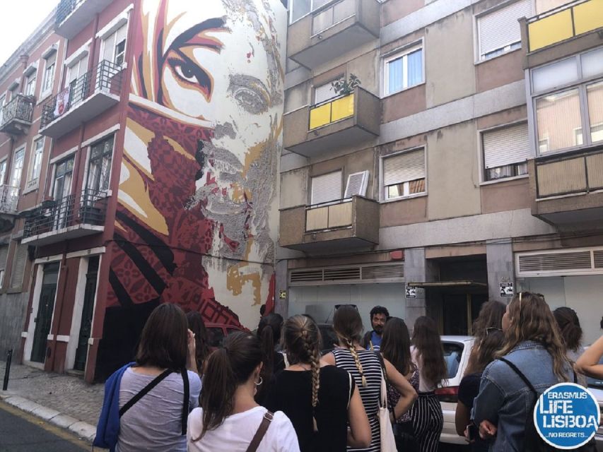 Lisbon 3-Hour Street Art Tour - Graça climb: murals, memorials, and Lisbon views you earn