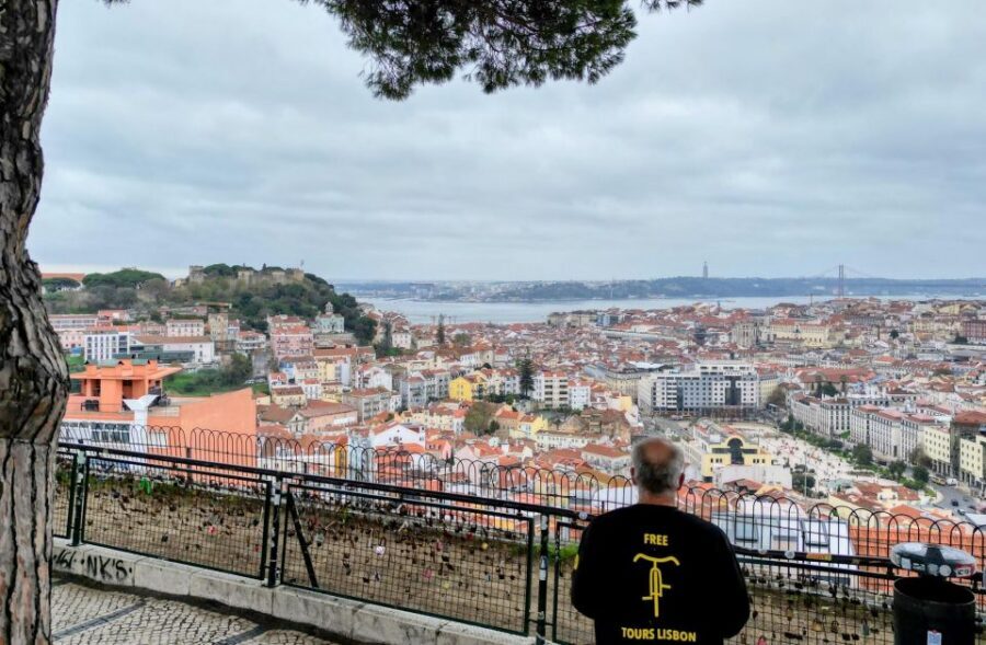 Lisbon: 7 Hills Panoramic Guided Tour by E-Bike - São Pedro de Alcântara, Senhora do Monte, and Graça