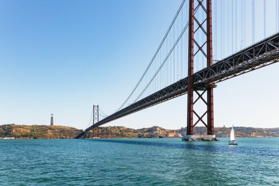 Lisbon: 72/96-Hour Hop-On Hop-Off Bus, Tram & Boat Ticket - The Big Idea: A Hop-On Ticket Built for Lisbon’s Hills