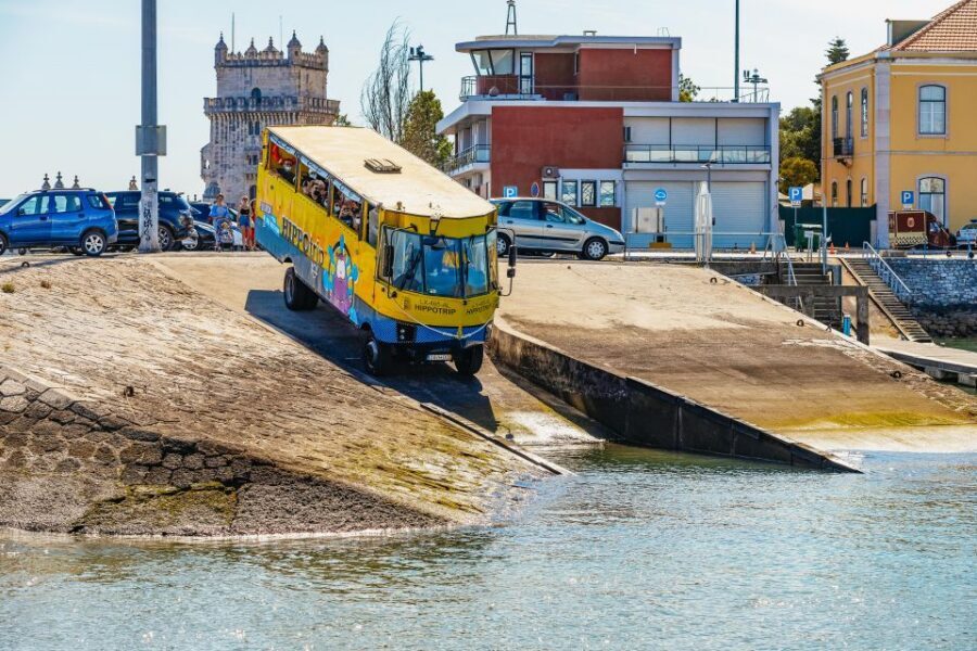 Lisbon: Amphibious Sightseeing Tour - Safety Briefing and the Hippotrip Start