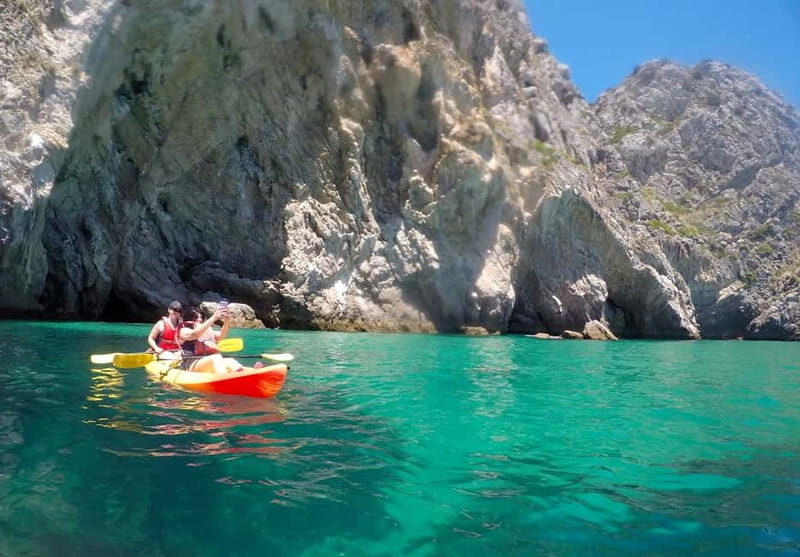 Lisbon: Arrabida Park Kayak Tour with Beach Picnic - Lisbon Pickup That Actually Makes Sense: Time Out Market to Sesimbra