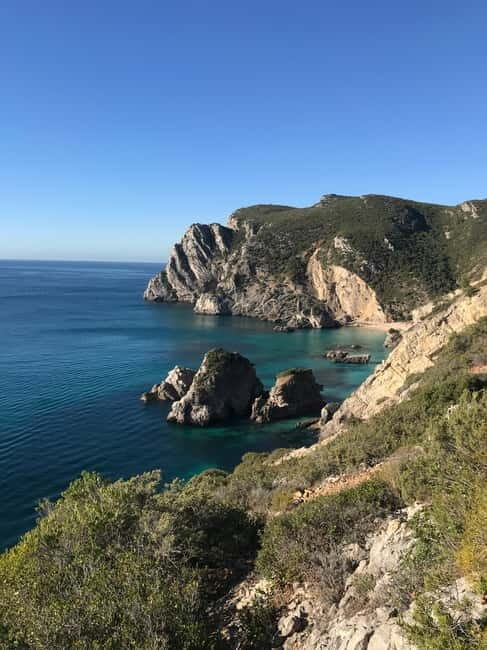 Lisbon: Arrabida Park Kayak Tour with Beach Picnic - Guides, Group Size, and What to Expect in Pacing