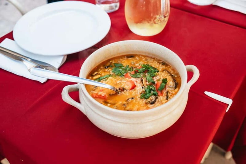 Lisbon: Baixa District Food Tour with Dinner and Drinks - Is $82 worth it? The real value of this Baixa food tour