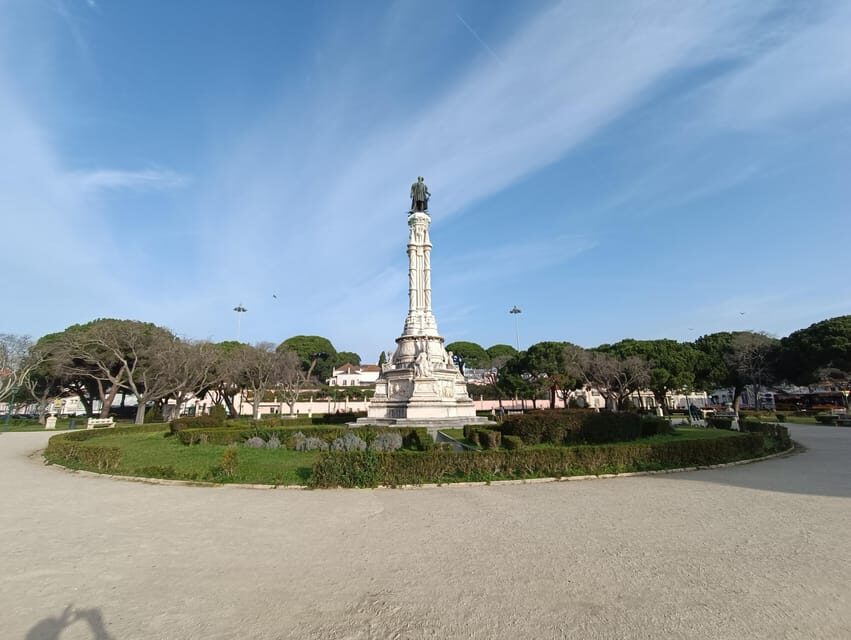 Lisbon: Belem, Jeronimos Monastery, and Coach Museum Tour - How the 3.5 hours flow: timing, comfort, and what to wear
