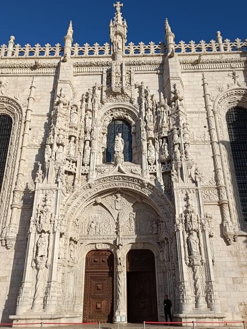 Lisbon: Belem, Jeronimos Monastery, and Coach Museum Tour - Should you book this Jerónimos and Belém coach-and-pastry tour