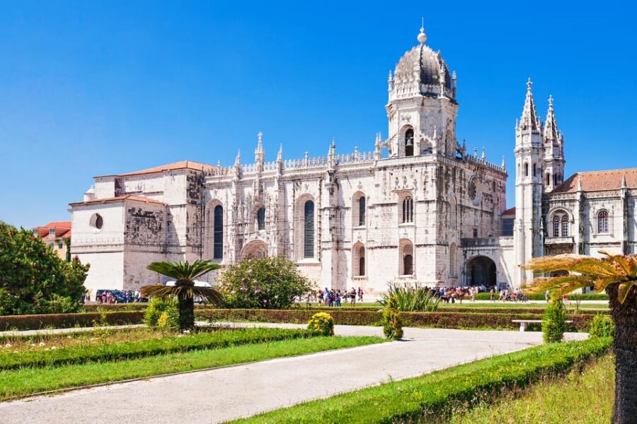 Lisbon: Belem Tour with Pastéis at Jerónimos Monastery - Igreja de Santa Maria de Belém: Manueline Details and Vasco da Gama