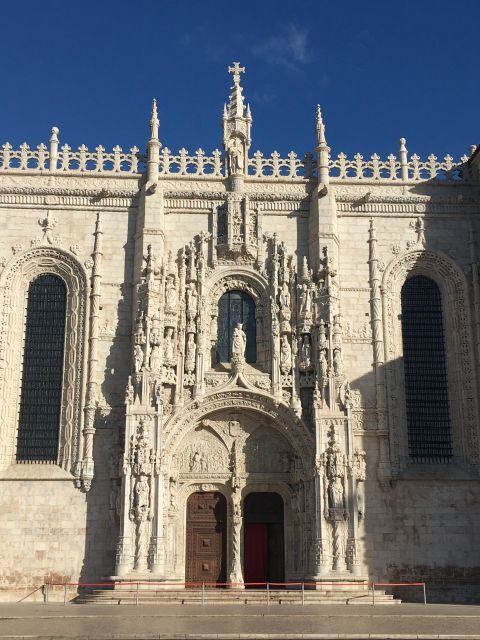 Lisbon: Belem Walking Tour with Jeronimos Monastery Ticket - Pastéis de Belém: the tart stop you’ll be glad is included