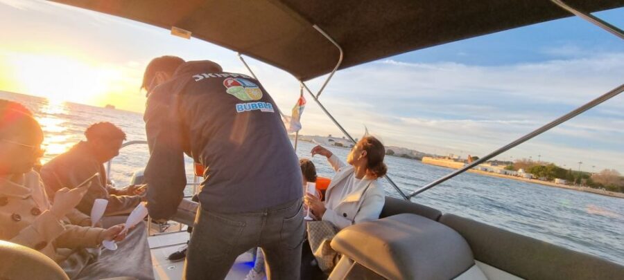 Lisbon: Boat Tour with Champagne - The 2-hour sunset route, stop by stop (and what each view is good for)