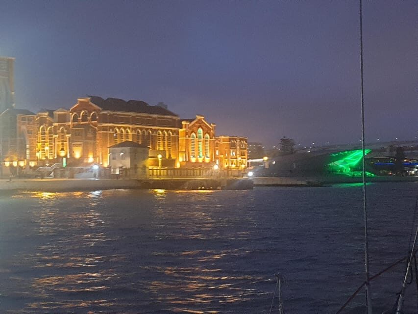 Lisbon: Champagne Sailing Tours - Taking the wheel under sail: how hands-on this really is