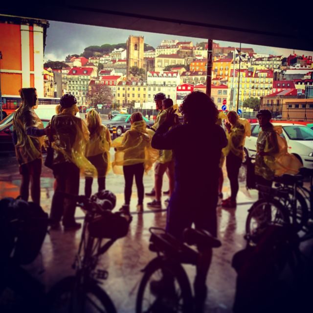 Lisbon: City Highlights and Viewpoints E-Bike Tour - Avenida Almirante Reis and Alameda D. A. Henriques: Lisbon stretches out
