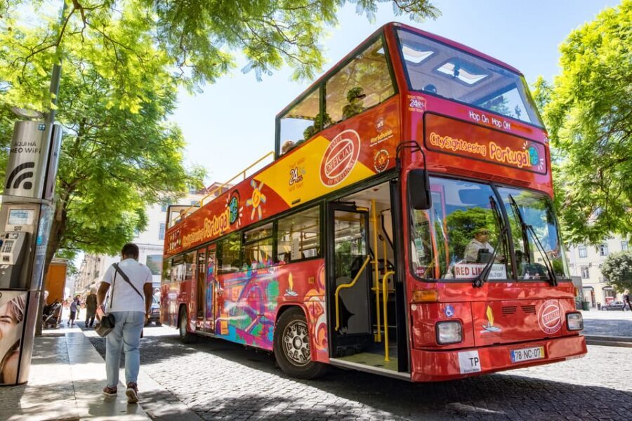 Lisbon: City Sightseeing Hop-On Hop-Off Bus Tour - The Blue Route: museums and the Oceanário area for full-day variety