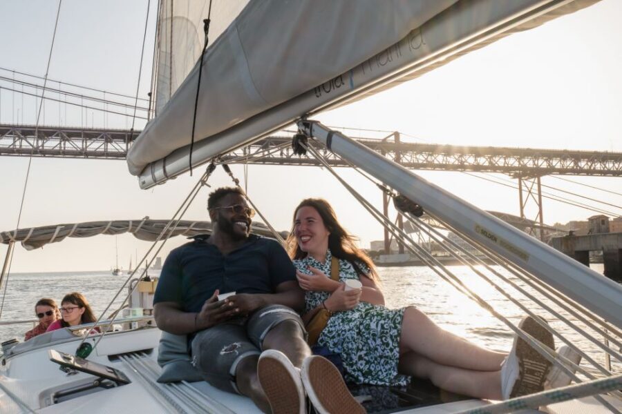 Lisbon: Daytime/Sunset/Night City Sailboat Tour with Drink - Getting to PalmaYachts at Doca de Belém, and not missing the boat