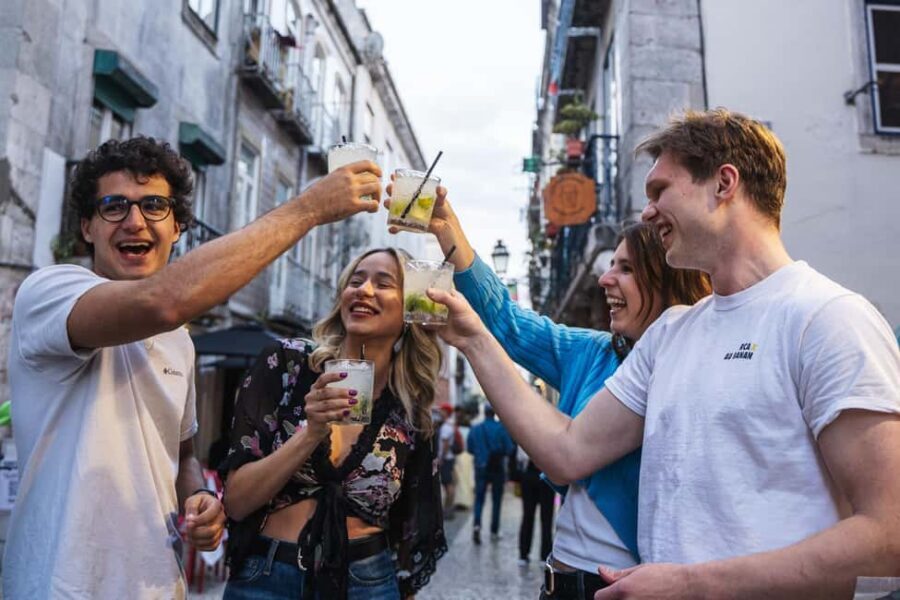 Lisbon: Drunken History Walking Tour with Included Drinks - Bar hopping with organized entry: your time stays fun