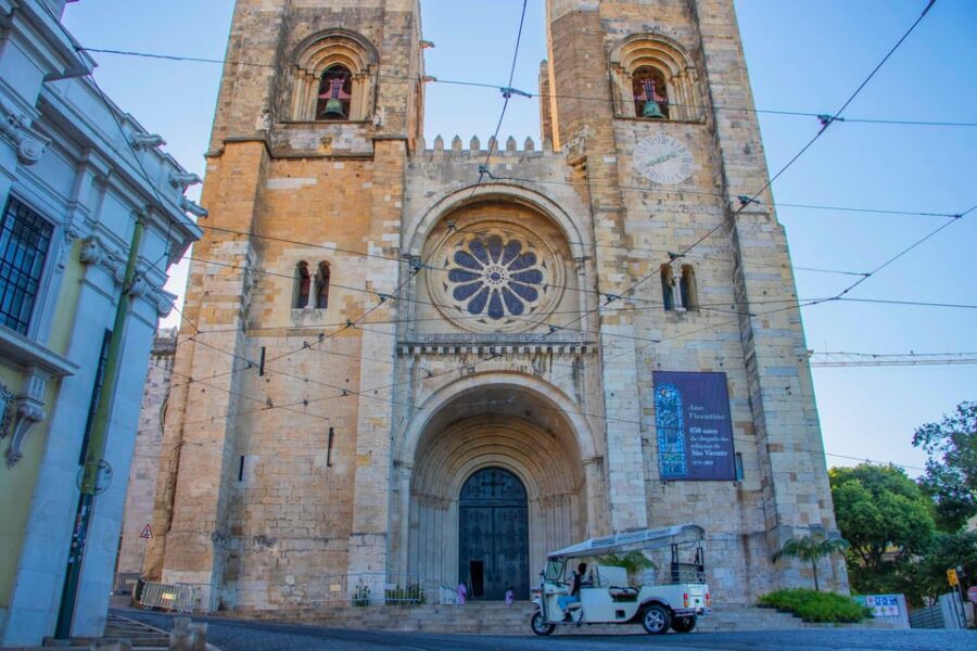 Lisbon: Early Morning TukTuk Tour - hotel/cruise ship pickup - Why a Sunrise Tuk-Tuk Route Makes Lisbon Feel Personal