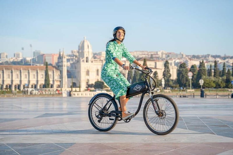 Lisbon: Electric Bike Tour by the River to Belém - Monument to the Discoveries and the viewpoints: history with perspective