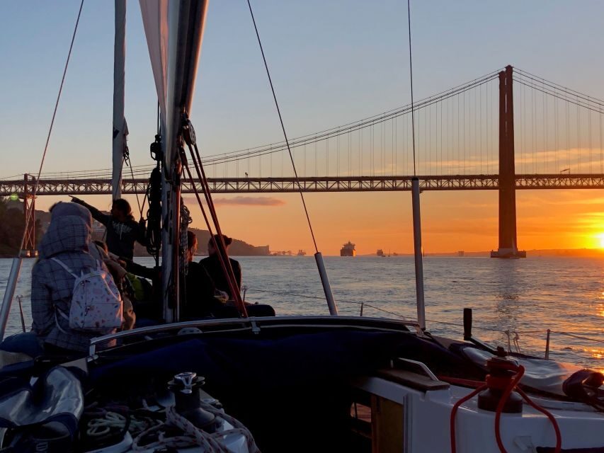Lisbon: Enjoy a Sunset or Night Tagus River Sailboat Cruise - South Bank Sights: Fort Remains, 25 April Bridge, and Christ the King