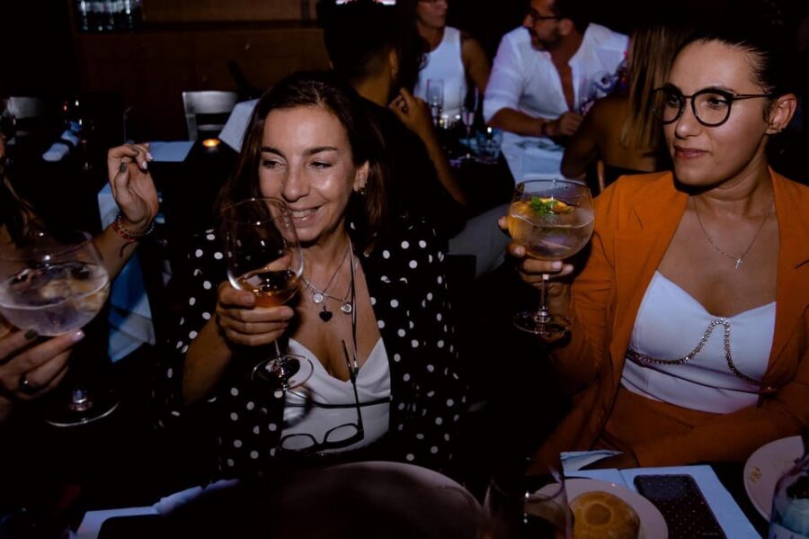 Lisbon: Erotic Cabaret Show and Dinner - The cabaret atmosphere at The Lingerie Restaurant