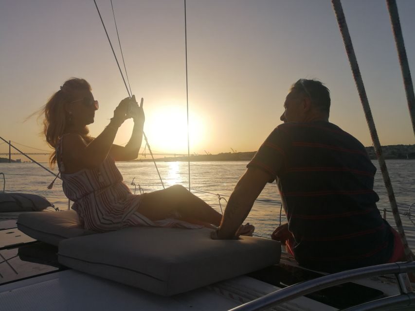 Lisbon Exclusive Private Boat Tour - daytime or sunset - Catering and celebrations: keep it personal