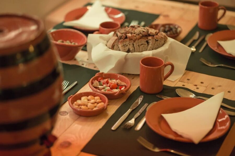 Lisbon: Fado Night with Dinner with Live Performance - Should you book Lisbon: Fado Night with Dinner with Live Performance?