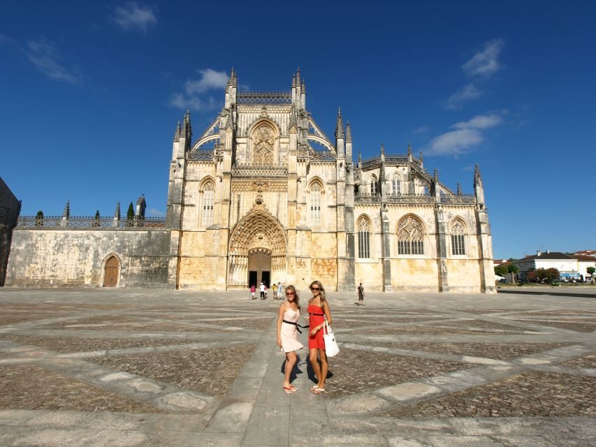 Lisbon: Fatima, Batalha, Nazare and Obidos Tour Hotel Pickup - Should you book this Lisbon-Fatima-Batalha-Nazaré-Óbidos tour?