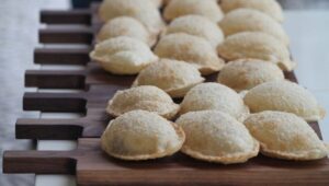 Lisbon: Food and Culture 3-Hour Walking Tour - Rua das Flores Tavern: A Short Menu With Big Lisbon Flavor